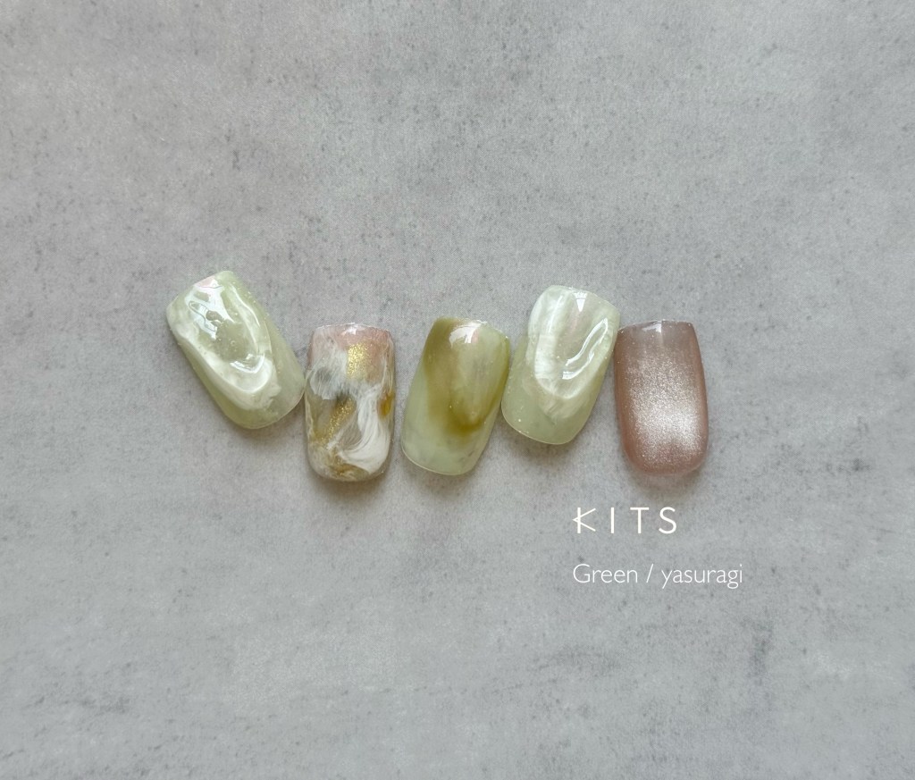 5月のデザインテーマは「新緑」グリーンなニュアンスネイル