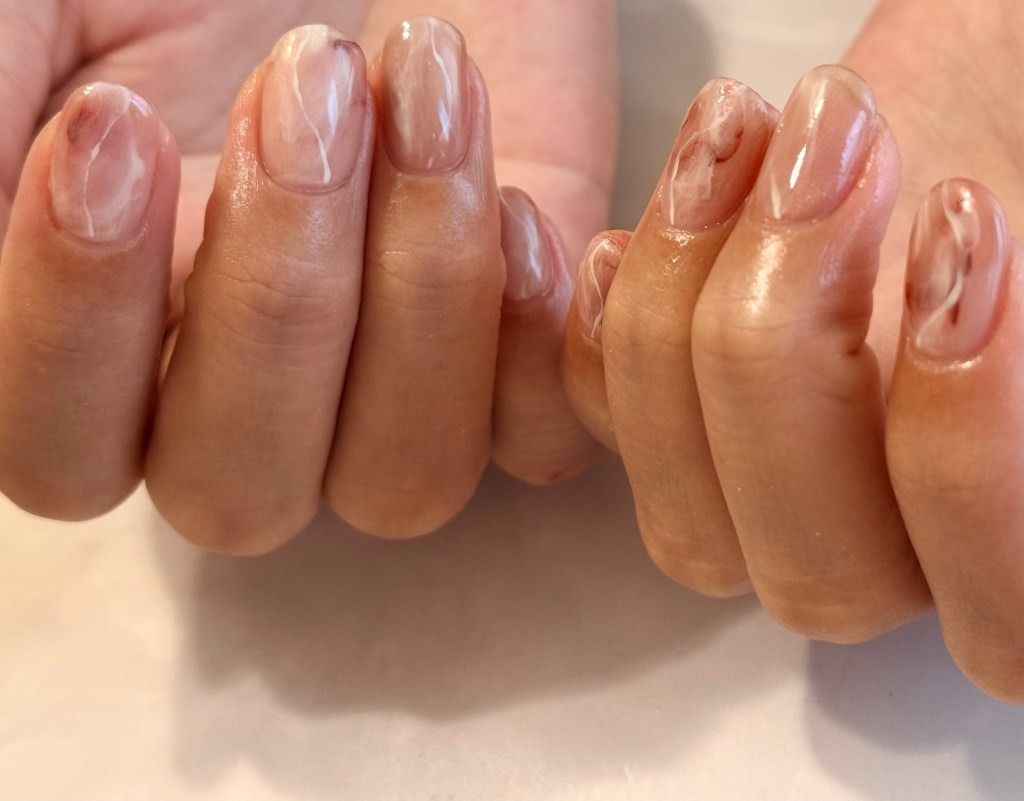 76種類から選べる！安心の定額デザインでニュアンスネイルを楽しめる♪